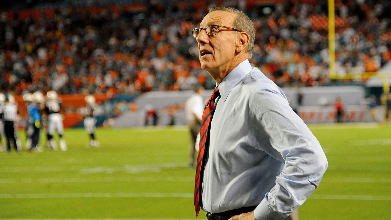 Dolphins owner Ross reacts to NYU whitepaper on civility in sports